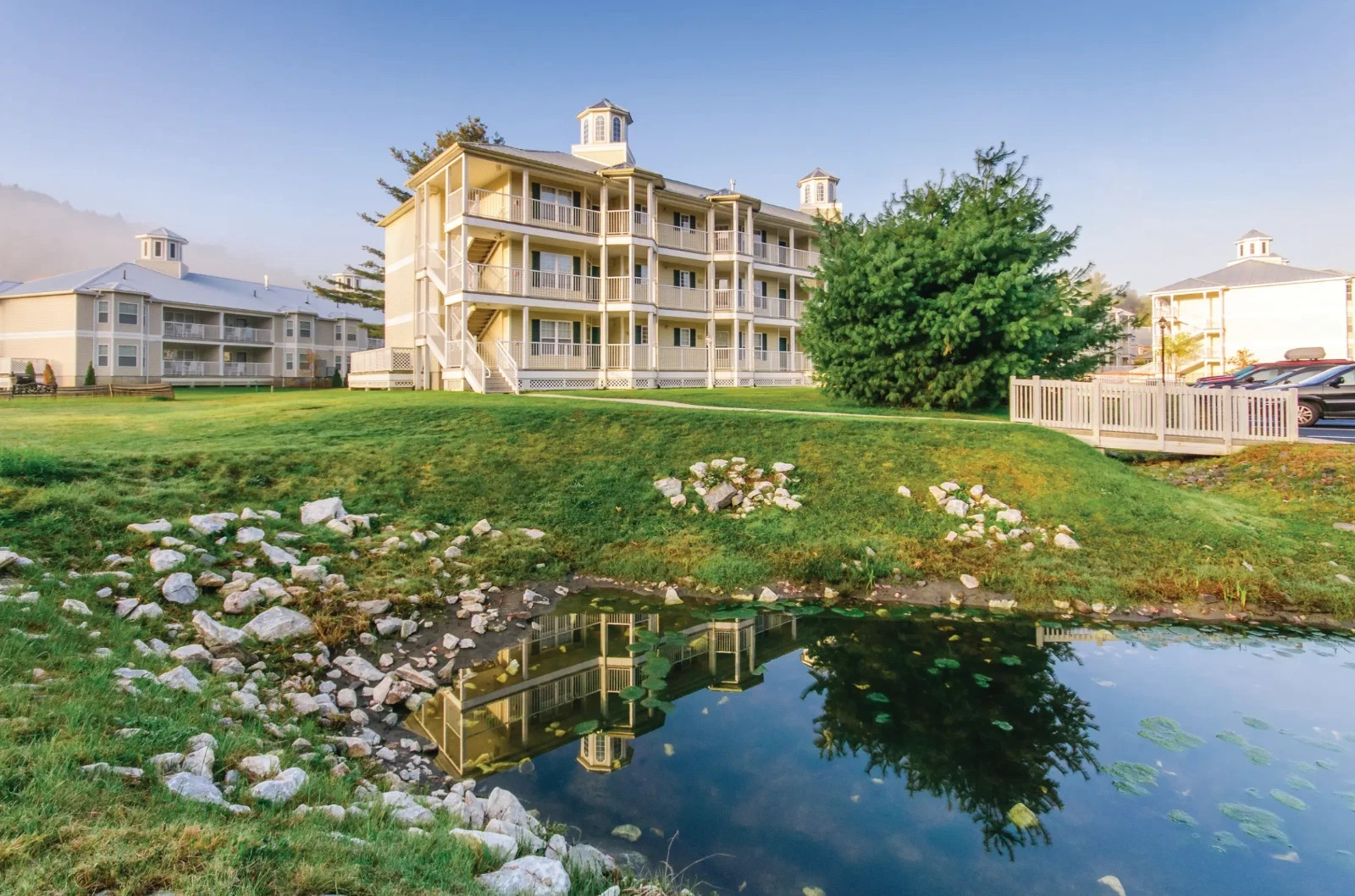 WEEKS 2026~Holiday Inn Vacations Oak ‘n Spruce Resort~ MASSACHUSETTS~1BR