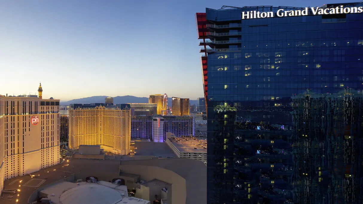 Hilton Elara Las Vegas 4BR PENTHOUSE 3 NIGHTS ANY YEAR EDC CES hotel marriott