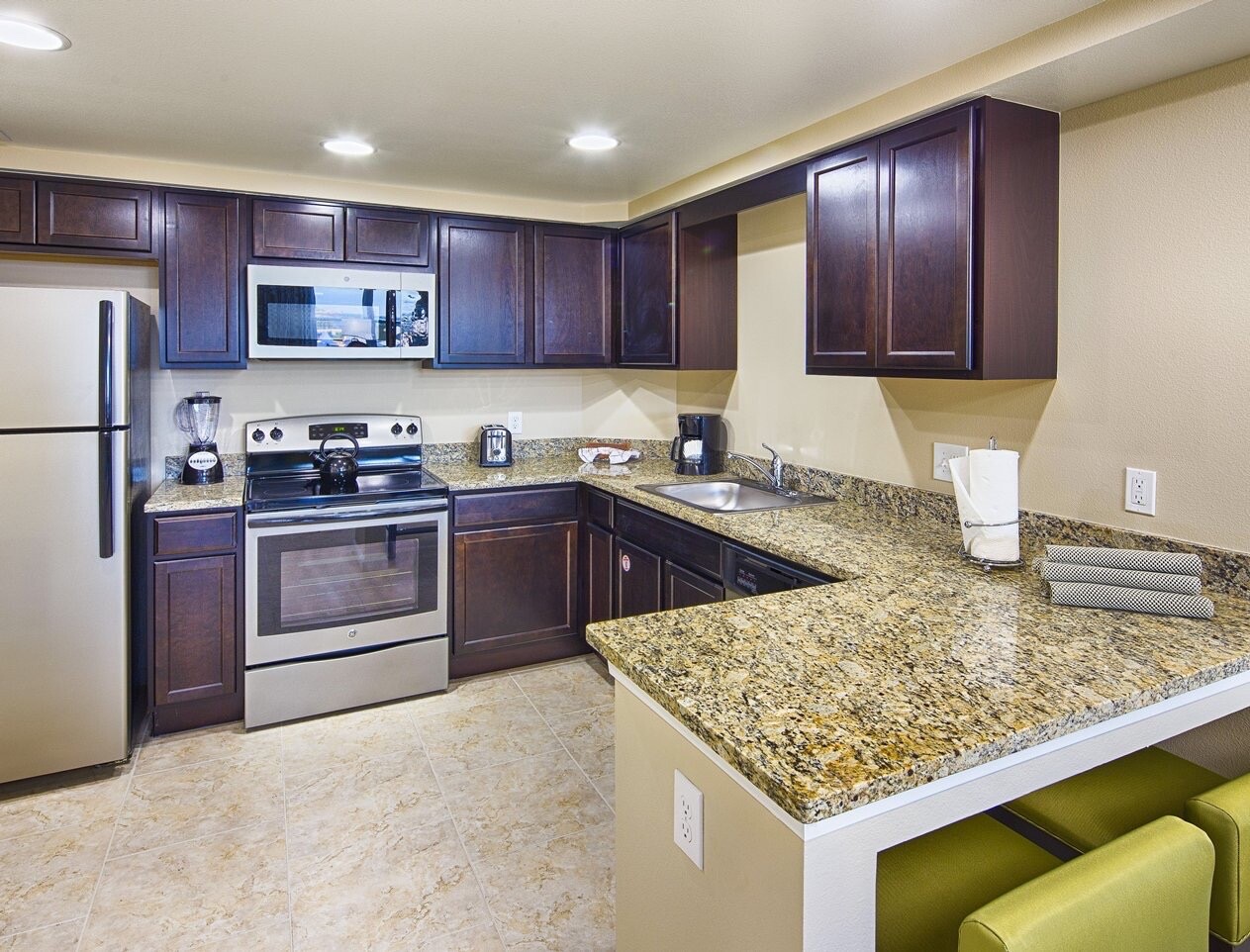 Vacation Village at Parkway 1BR Or 2 BR Suites 7 nts near Disney and Universal