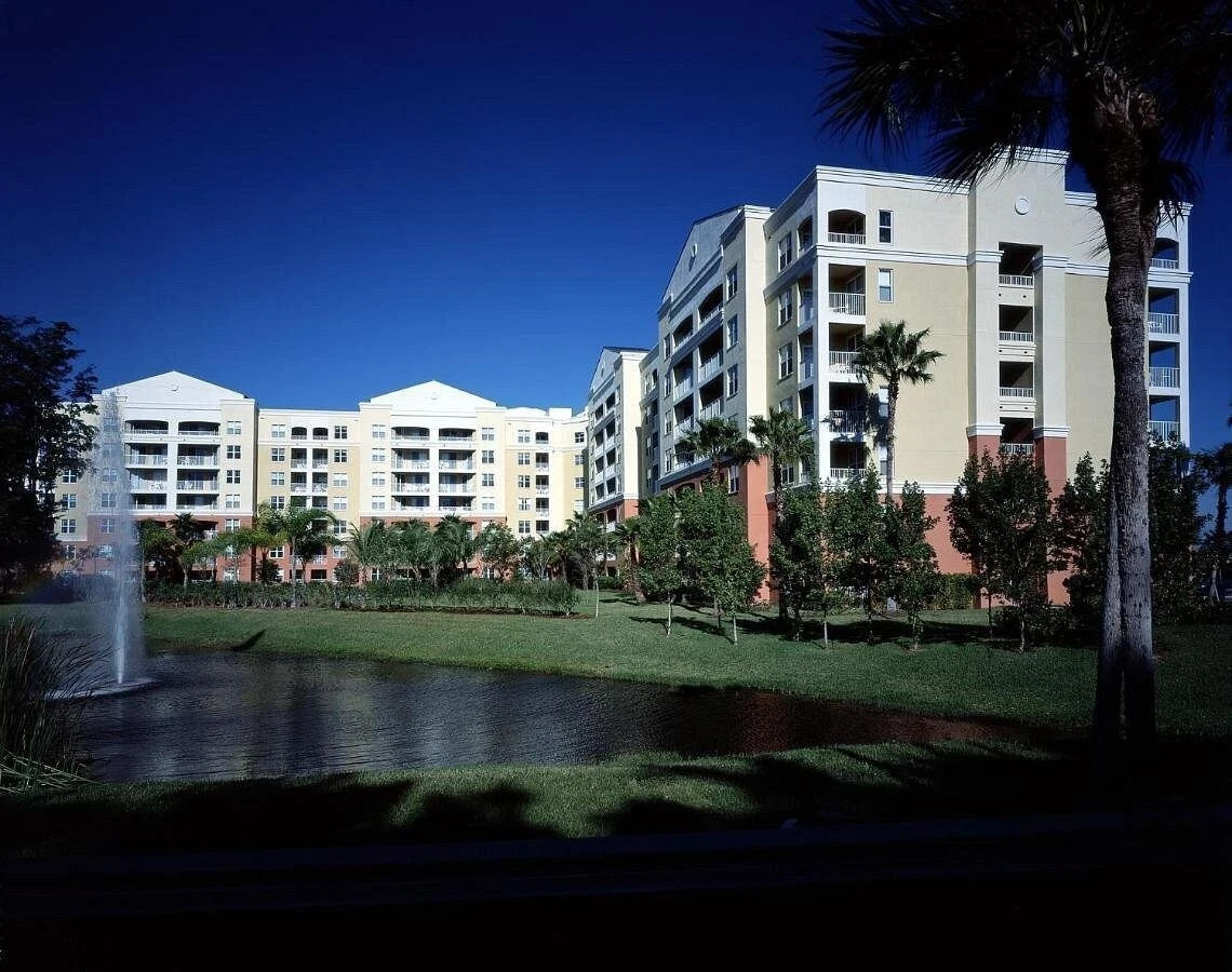 JUNE JULY WEEKS~Vacation Village at Weston ~South FL~A/B 2 BR CONDO SLPS 8