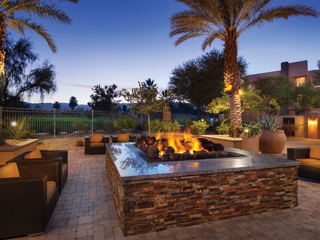 MARRIOTT’S SHADOW RIDGE VILLAGES-Palm Desert-1 BR *June & July DATES* No Tour!