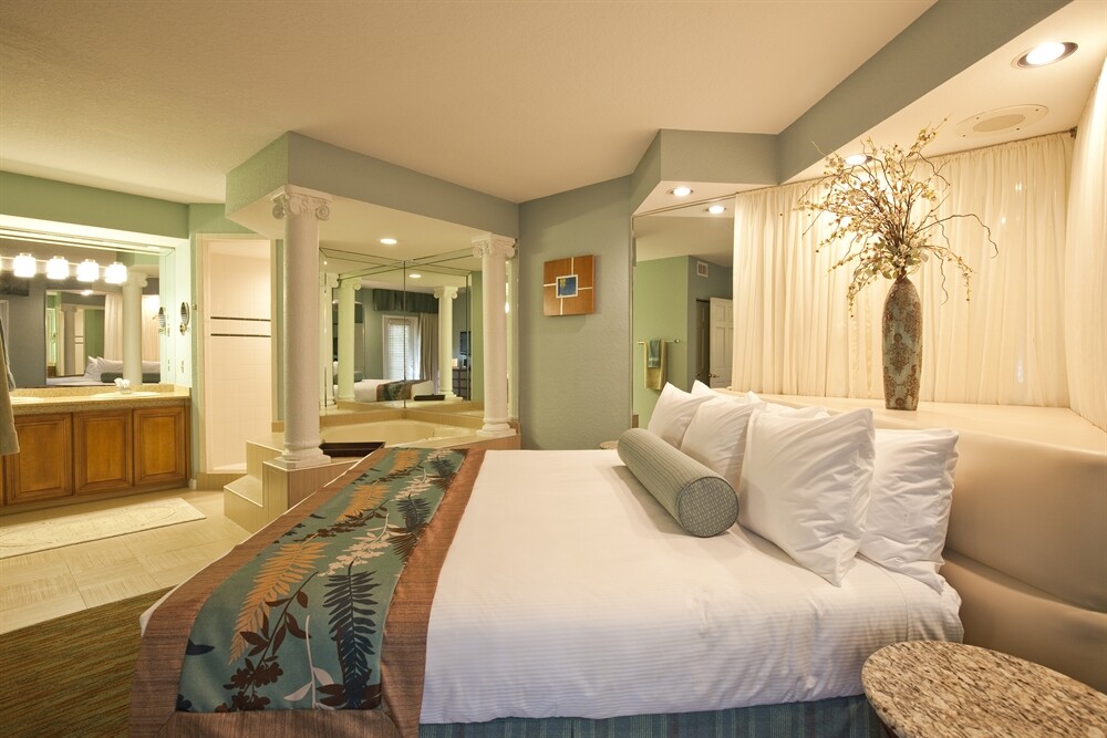 Star Island Resort in Orlando, Florida ~2BR + Den – 7Nts APRIL/MAY 2026