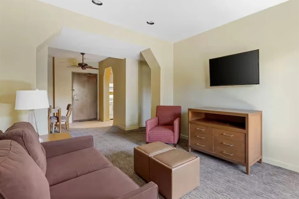 2026 WEEKS 2BR~CANCUN LAS VEGAS Resort~Vegas Condos~SLPS 6