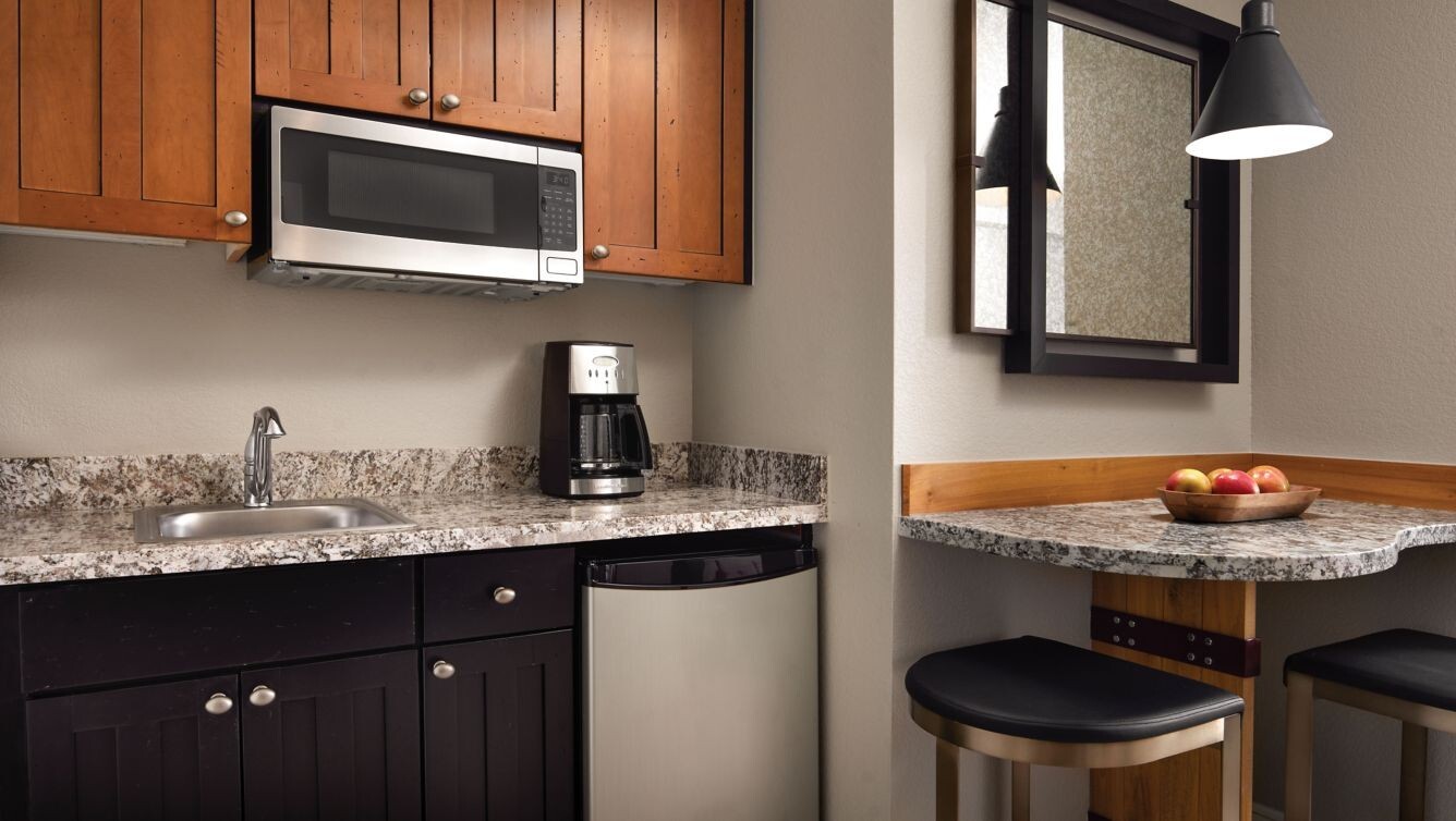 SKI IN/OUT-PARK CITY UTAH-JAN. 11-18, 2025 MARRIOTT MOUNTAINSIDE GUEST ROOM