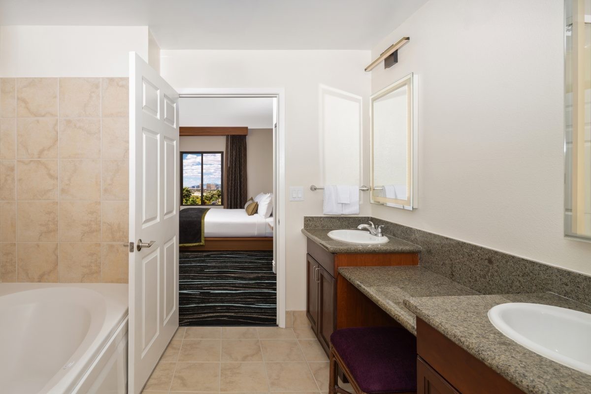SALE! April 13-20, 2026~ Tahiti Village Resort~ Bora~Vegas Condos~ 7Nts