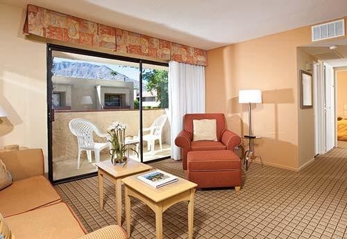 Desert Vacation Villas, Palm Springs 2 BR/2 Ba Starting @ $1090.00