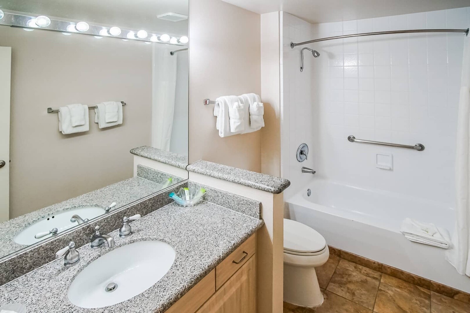 Palm Desert, CA 7 Night Stay at The Desert Breezes Resort