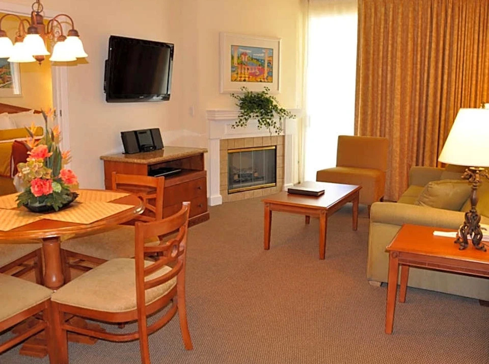 2026 WEEKS~Club De Soleil Resort~Vegas~1BR Condos~ Full kitchen 7Nts