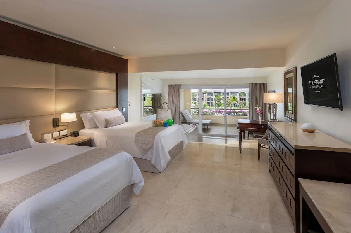 Moon Palace The Grand Vacation Package Inquiry (Diamond Affiliates)