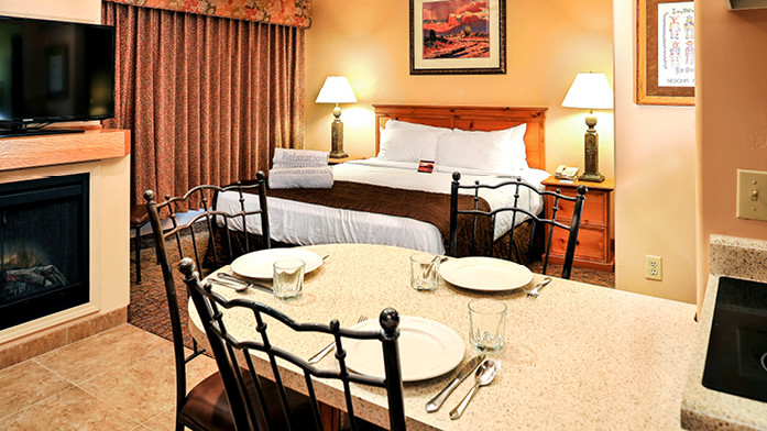 Bell Rock Inn- Sedona AZ Arizona- studio sleeps 4 – Aug Sep Sept Oct