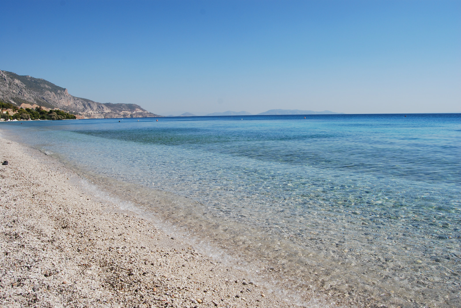Rent vacation Greek house apartment near Athens Greece , near the sea Kineta