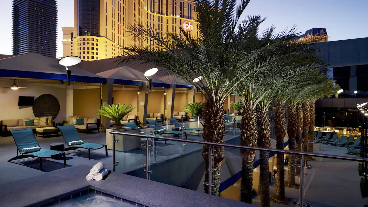 Hilton Elara Las Vegas 4BR PENTHOUSE 7 NIGHTS ANYYEAR EDC CES hotel resort hyatt