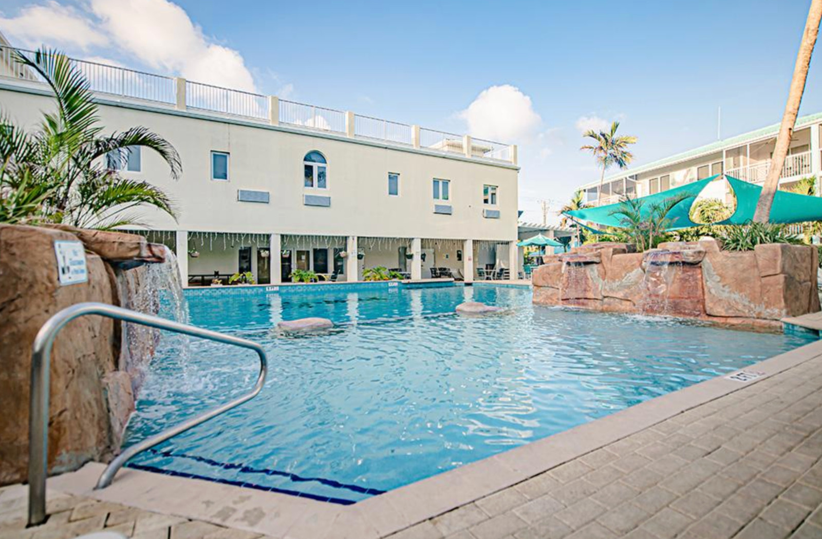 7 Mile Beach Resort ~ Cayman Islands ~ 2BR/Sleeps 4 ~ 7Nts Weekly Rentals 2026