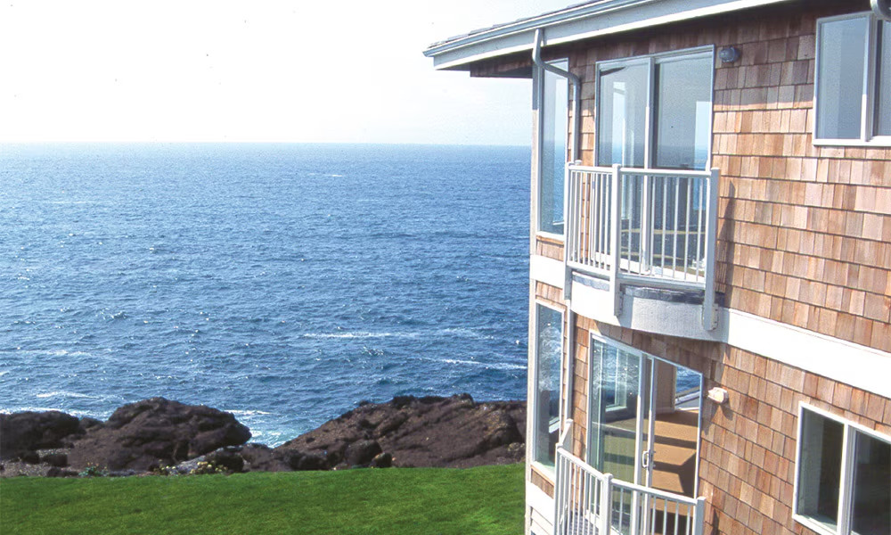 4/10/26 to 4/17/26 @ Depoe Bay, OR in a 2BR oceanfront condo that sleeps 6
