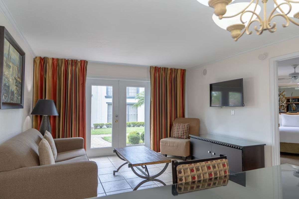 Welcome to Legacy Vacation Club Orlando – Oaks, Kissimmee, FL