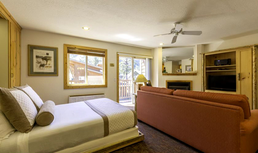 Olympic Valley / Palisades Tahoe, CA Red Wolf Lodge Studio June 14-21