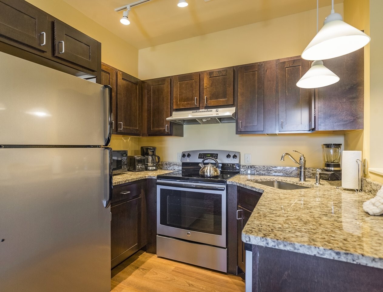 1BR Condo @ Berkshire Mountain Lodge Resort Pittsfield, MA RCI Gold Crown Resort