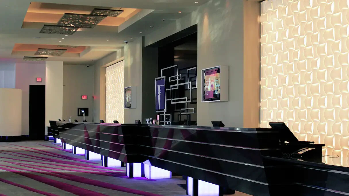 Hilton Elara Las Vegas 4BR PENTHOUSE 4 NIGHT 2024 EDC CES hotel marriott wyndham