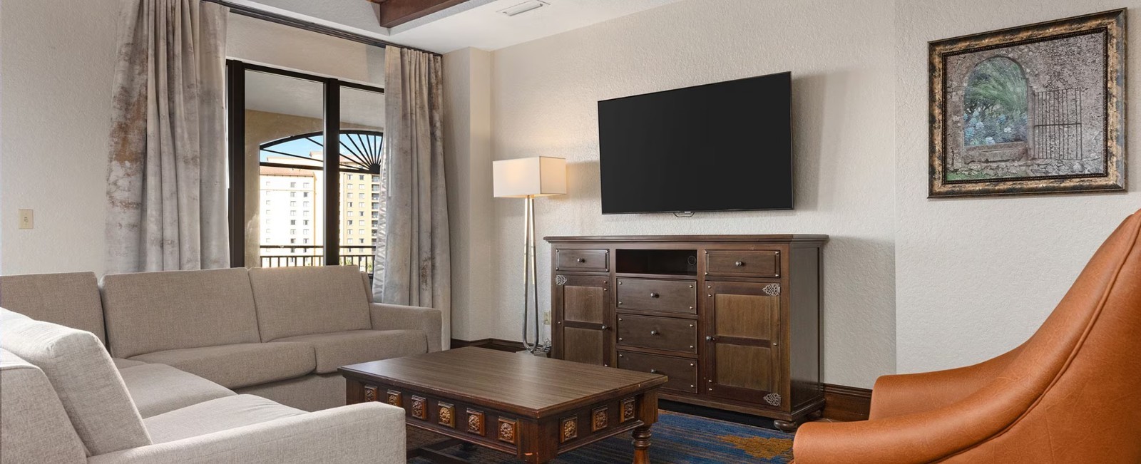 Wyndham Bonnet Creek 2BR Presidential Suite Aug 12-16 Disney Halloween Week