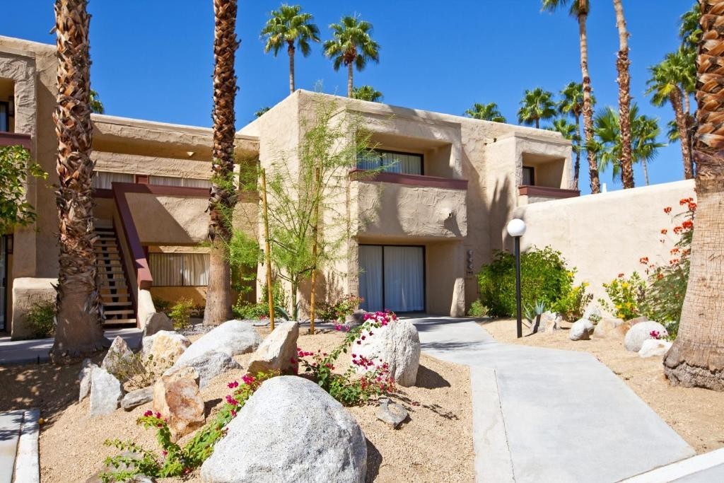 Timeshare Rental for Desert Vacation Villa in Palm Springs, CA in Aug 8-15 2025