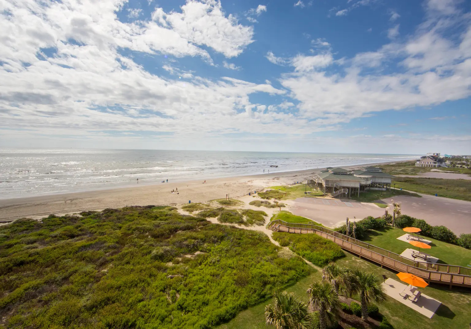 HI Galveston Beach Resort Texas Vacation Rental 1/2 BDRM 2026-2027