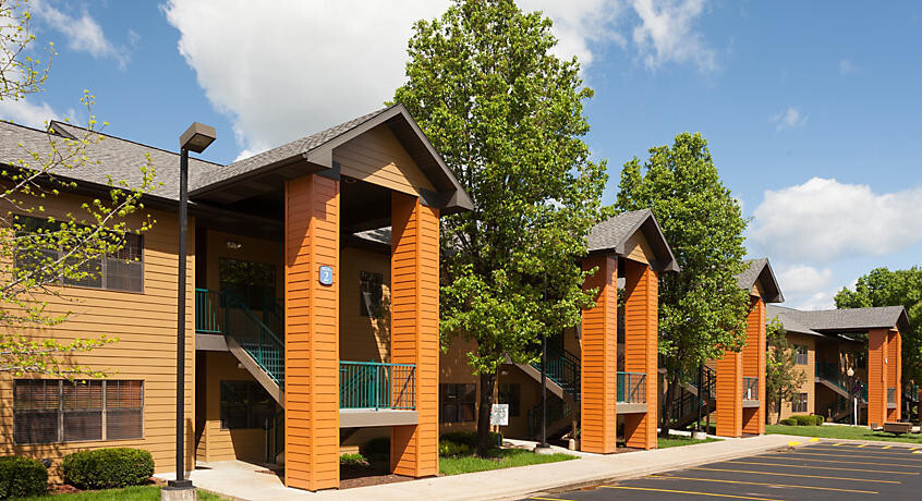 Branson, MO~Falls Village~December 23-26, 2025 Studio, Sleeps 4