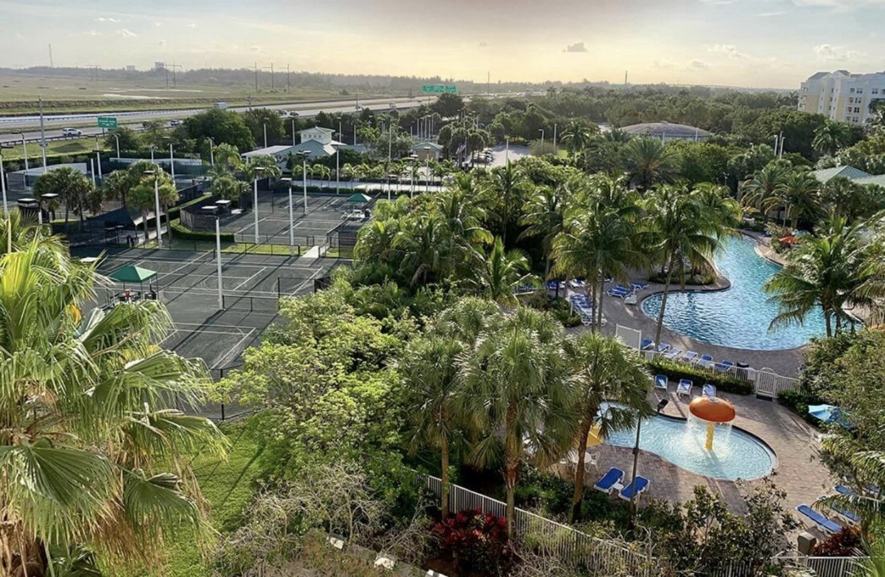 May, June, July Dates ~ Vacation Village at Weston -Florida- 2 BR / 2 Bth