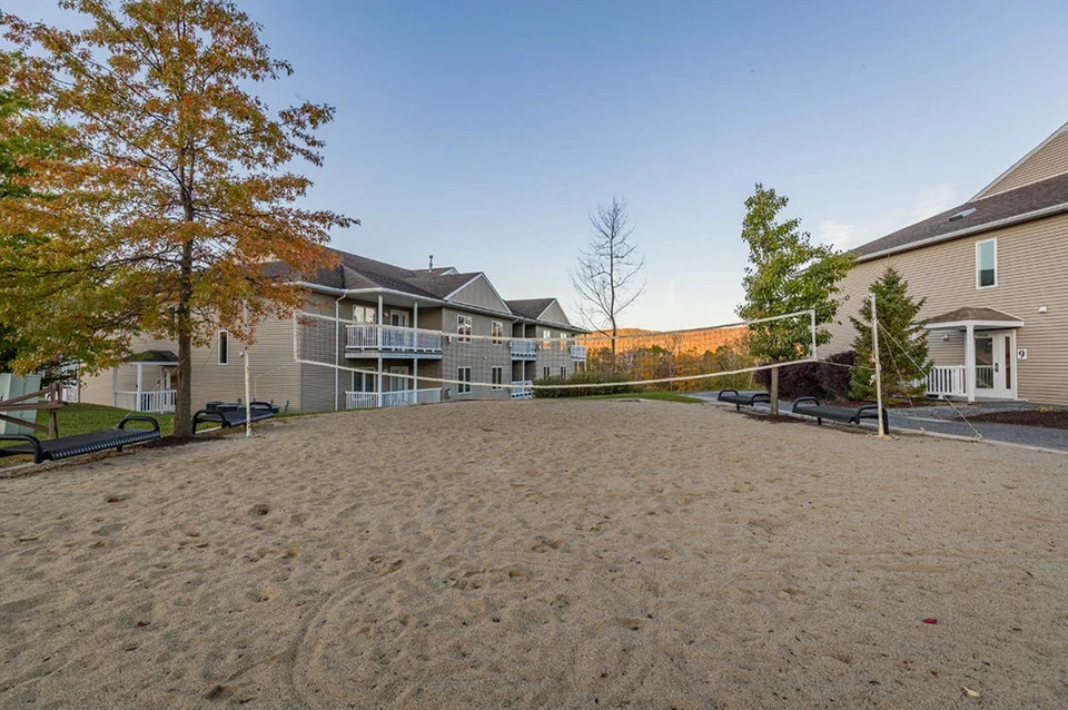 OCTOBER WEEKS~Vacation Village in the Berkshires Resort -1BR CONDO~MA~ SLPS 4