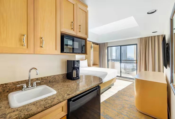 DEC 12-19 WK~ Hilton POLO TOWERS ~ON Vegas STRIP~SLPS 4~PRICE IS PER WEEK