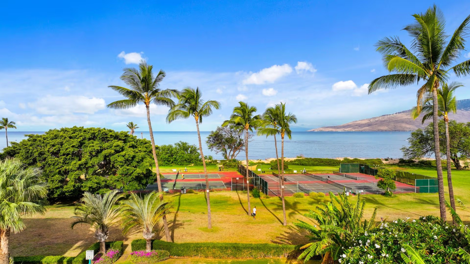 FOR RENT MAUI SCHOONER RESORT 2BR/2BA LUXURY CONDO 12/21-12/28 Christmas Week!