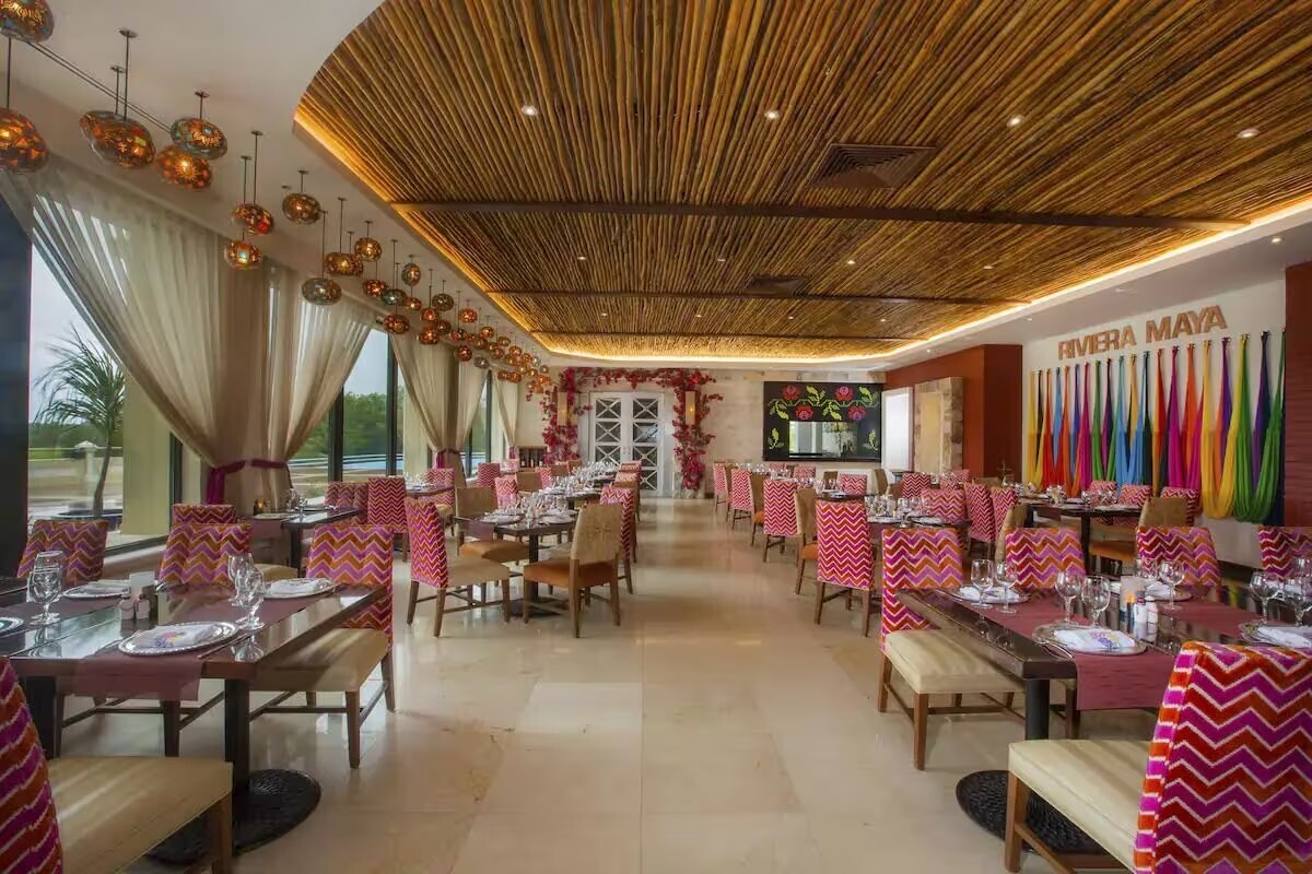 GRAND Moon Palace Cancun -All Inclusive LUXURY -6 Nights And Up- BIG SALE!!!