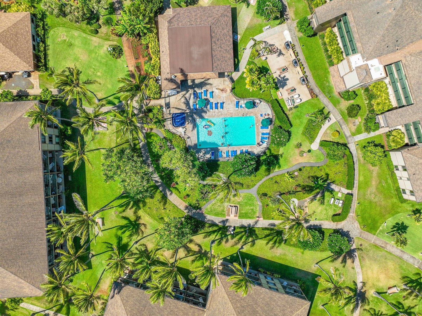 Pono Kai, Kauai, Hawaii 5/27 – 6/3 1 Bedroom Ocean Front. Top Story – End Unit