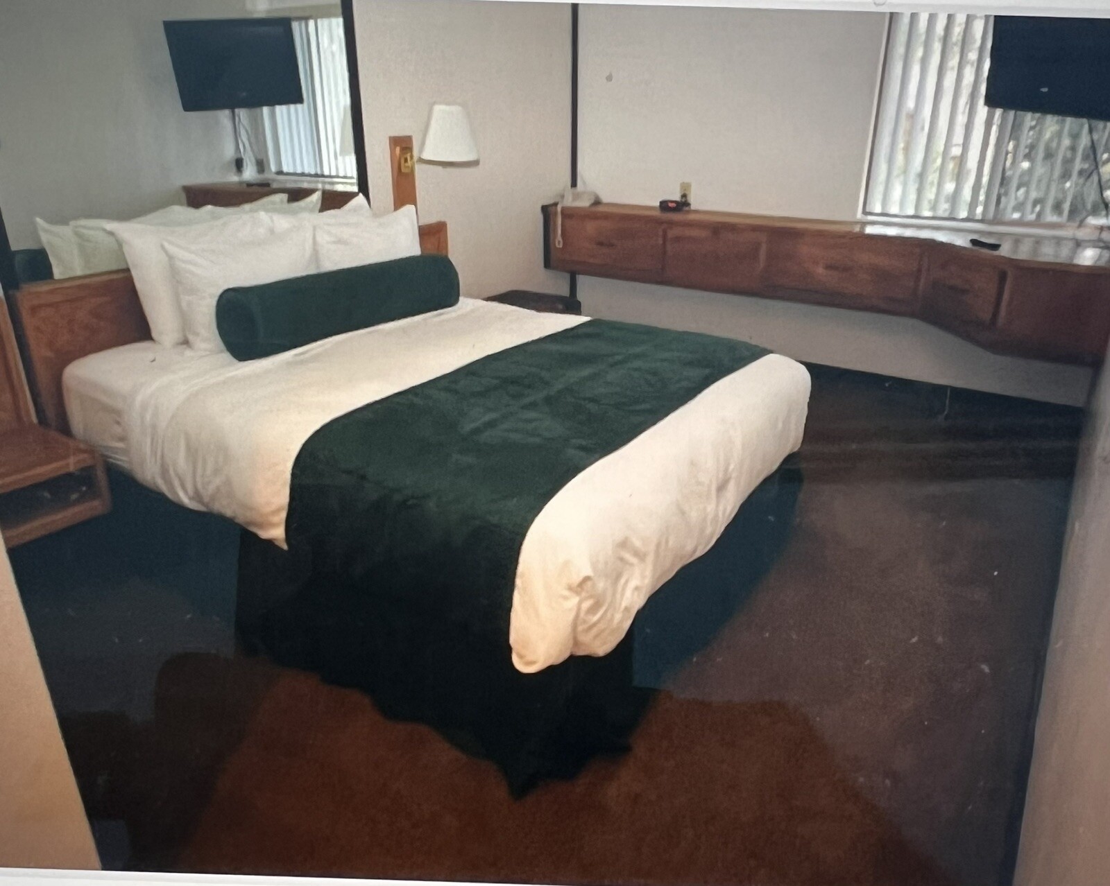 Club Tahoe Incline Village NV 2 bedroom + loft for 6 summer July 24-31