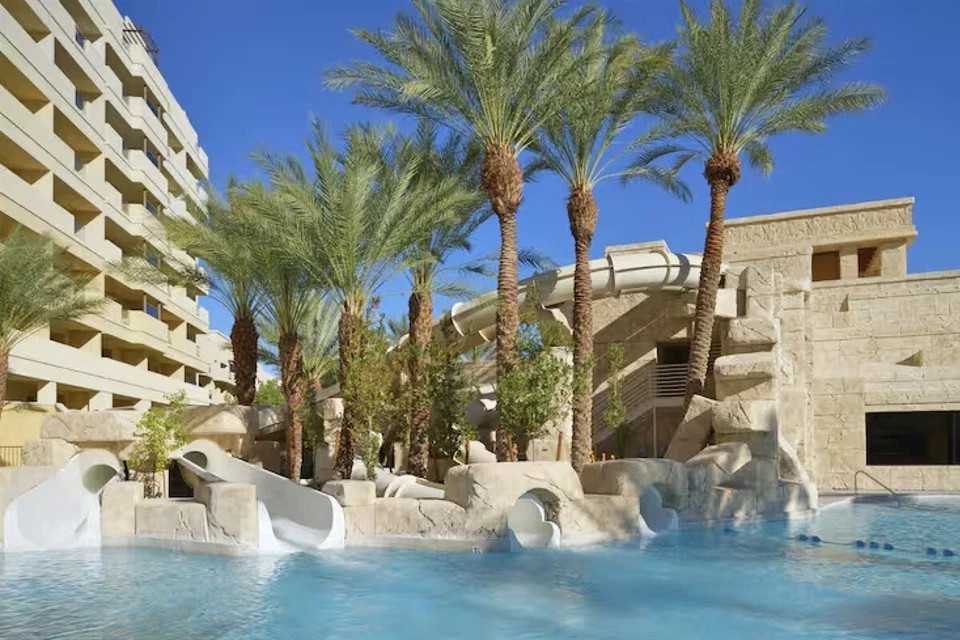 2026 WEEKS 2BR~CANCUN LAS VEGAS Resort~Vegas Condos~SLPS 6