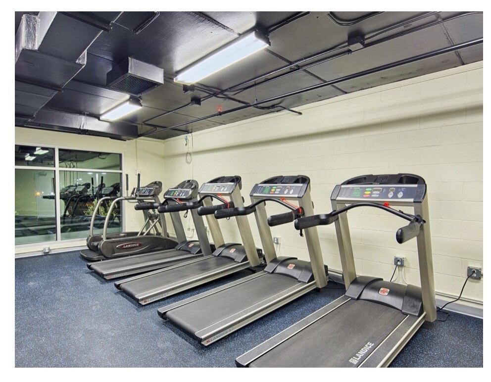 August 10-August 17, 2024 Vacation Village at Parkway~1600+SF Luxury 2BR Condo.