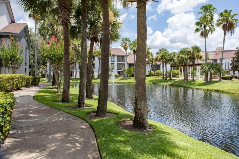 JULY 2026 WEEKS~Legacy Resort~Orlando~Universal, DISNEY~Full CONDO SLP 6