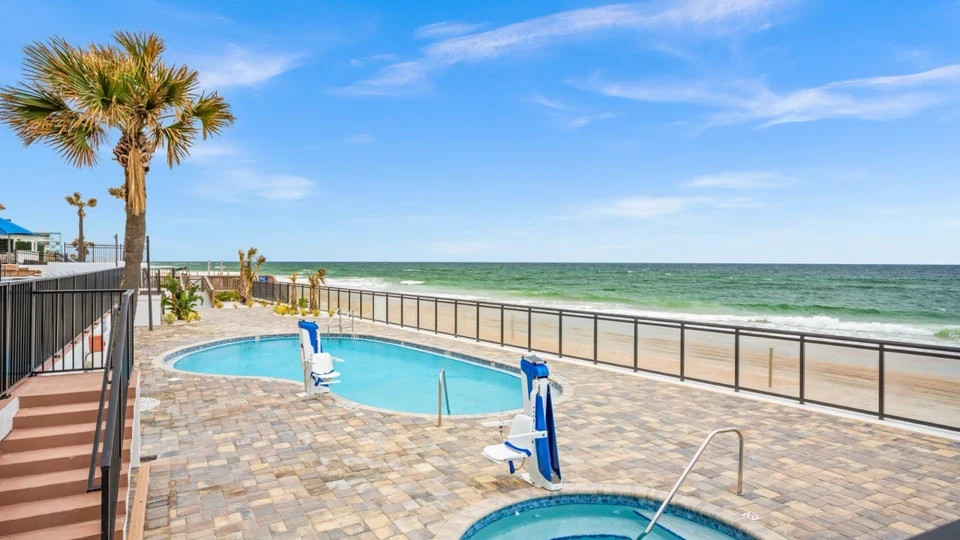 DEC 12-19~Tropic Sun Towers Resort~Ormond/DAYTONA BEACH~FACES BEACH