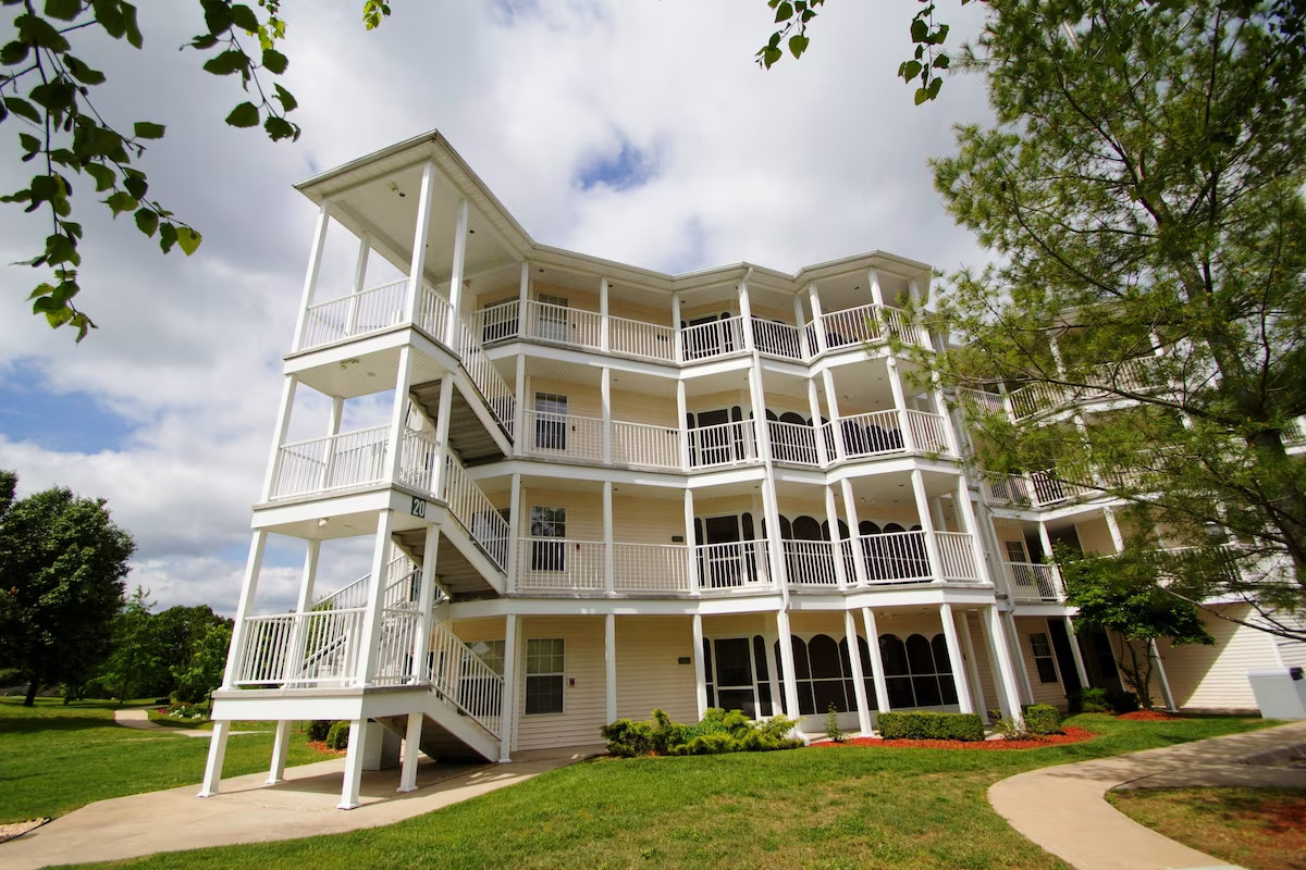 Welcome to The Suites at Fall Creek, Branson, MO