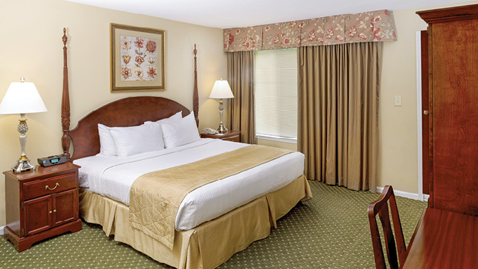 The Historic Powhatan Resort Williamsburg VA Condo 2 bdrm Jul July Aug Sep Sept