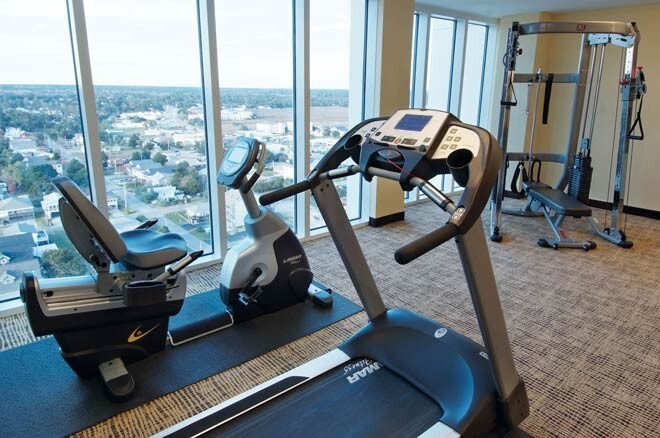 WYNDHAM TOWERS ON THE GROVE N. MYRTLE BEACH, 2BR SLEEPS 8, 6 NIGHT RENTAL 7/4-10