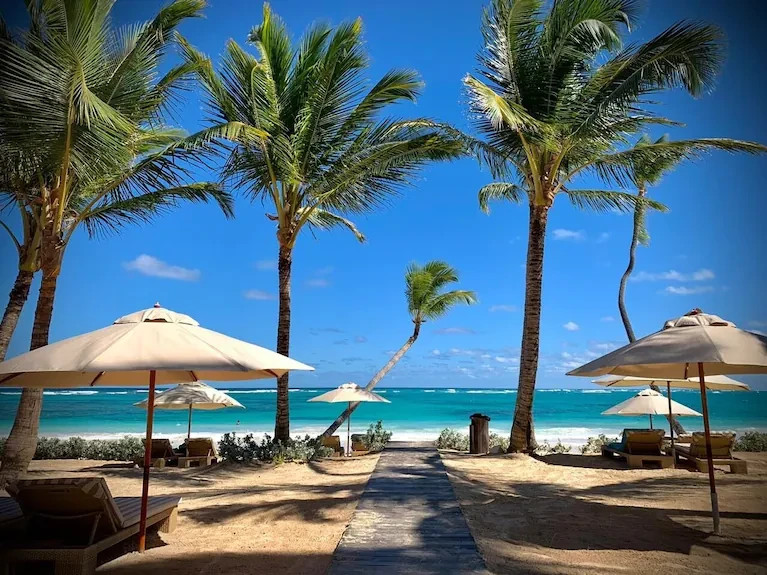 Punta Cana All-Inclusive VIK Hotel Cayena Beach 7 Nights – Dec 2025 – Sleeps 4
