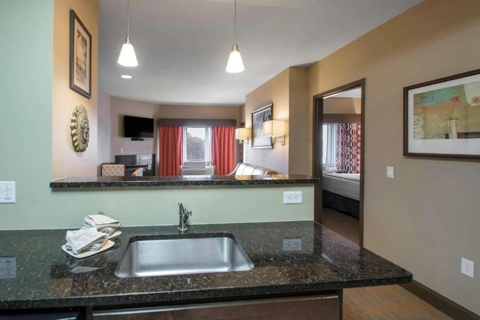 SEPT/OCT Bluegreen Odyssey RESORT WI Dells 2BR/2BA SLP6~PRICE IS PER WEEK~DELLS
