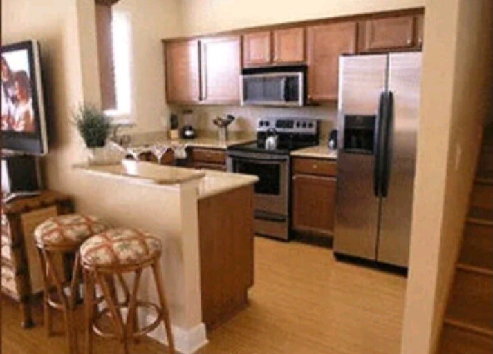 NOVEMBER WEEKS 2026~ Villas at Regal Palms~4BR/4BA townhome~ 7/N~NO RESORT FEE