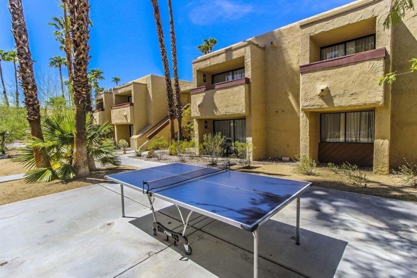 Desert Vacation Villas, Palm Springs 2 BR/2 Ba Starting @ $1090.00