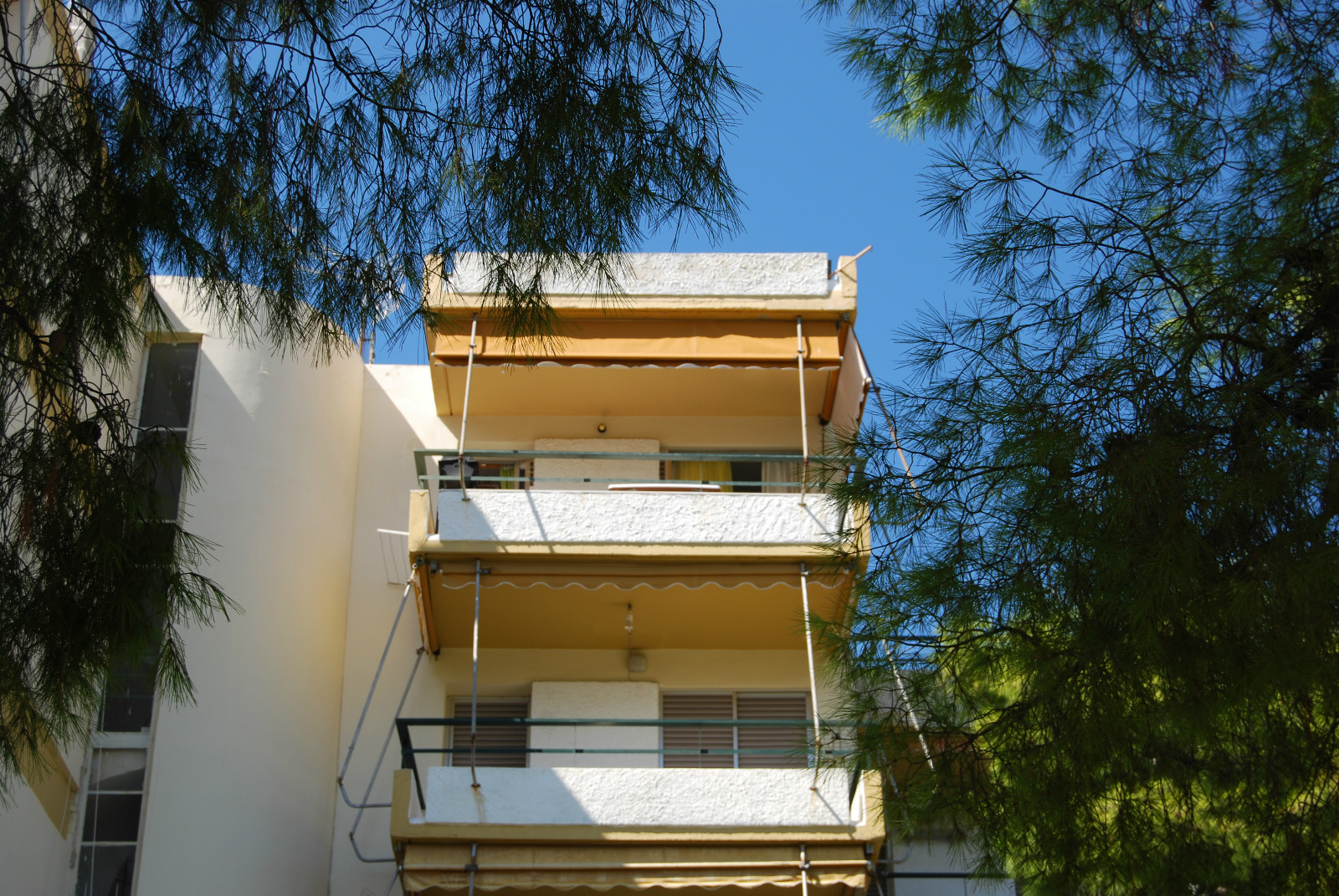 Rent vacation Greek house apartment near Athens Greece , near the sea Kineta