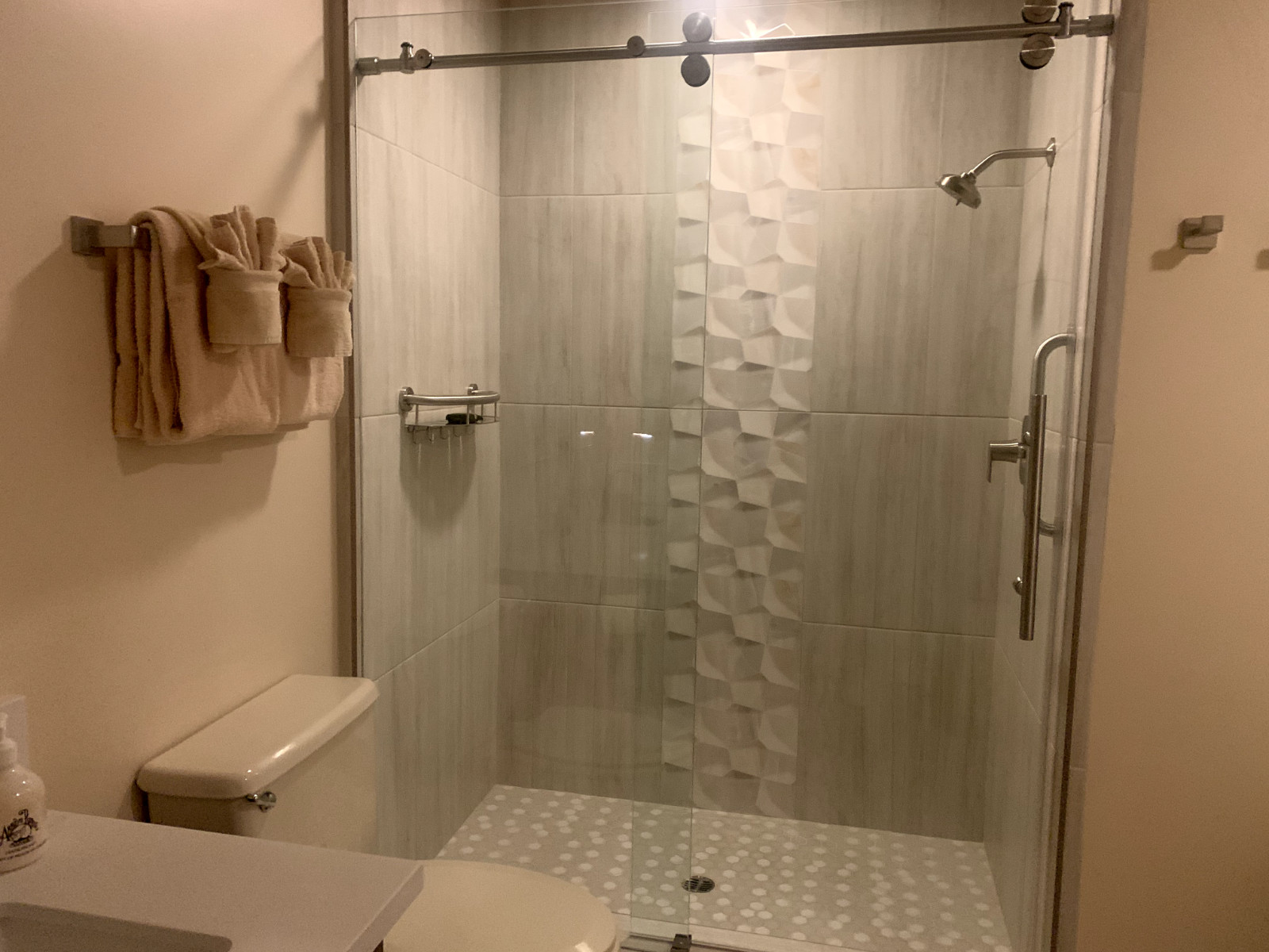 2BR 2-1/2 BA Suite Arroyo Roble Creekside Uptown Sedona AZ (April 12 -19, 2026)