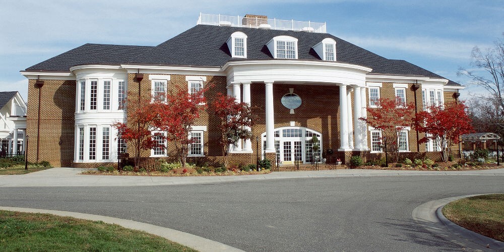 “VACATION VILLIAGE AT WILLIAMSBURG”-2 Bedroom-Several SEPTEMBER DATES!!!