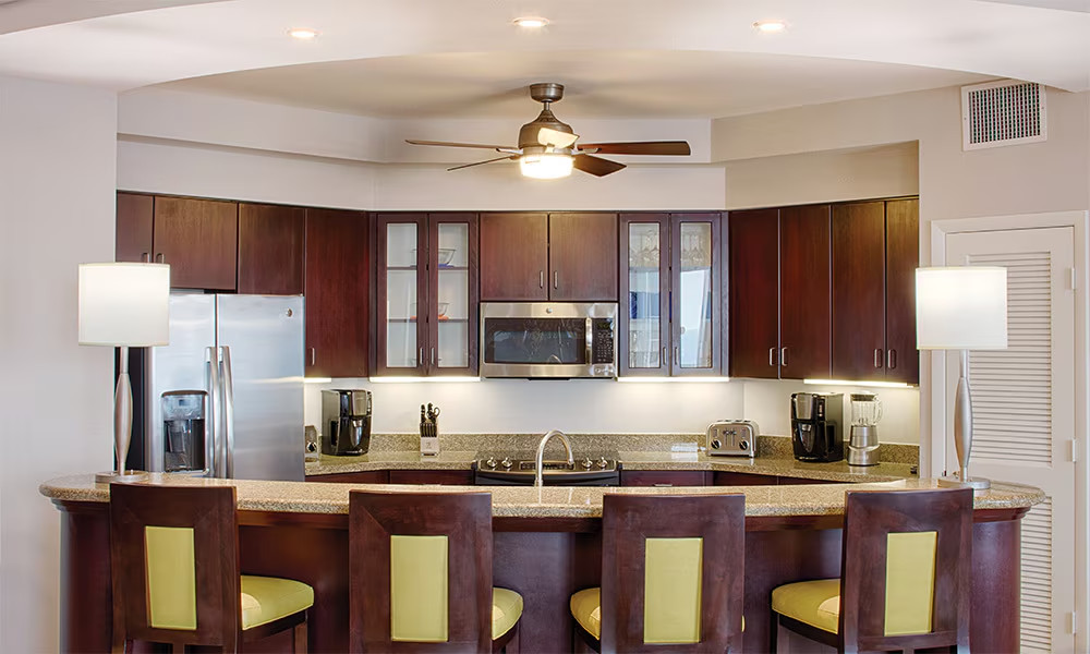 Daytona Beach – Apr -20-25 – HUGE 4 bedroom pres sleeps 12 – Wyndham Ocean Walk