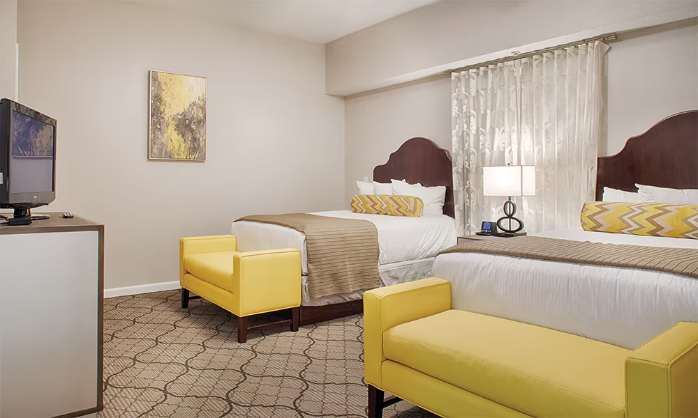 Daytona Beach – Apr -20-25 – HUGE 4 bedroom pres sleeps 12 – Wyndham Ocean Walk