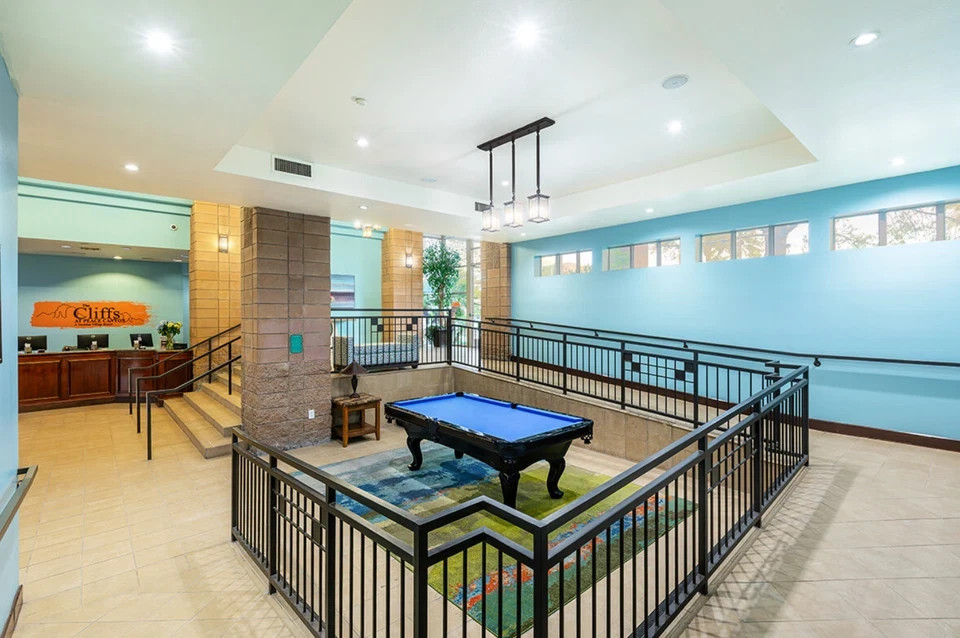 SEPTEMBER OCT WEEKS ~ THE CLIFFS AT PEACE CANYON RESORT~2BR/SLPS 6 VEGAS
